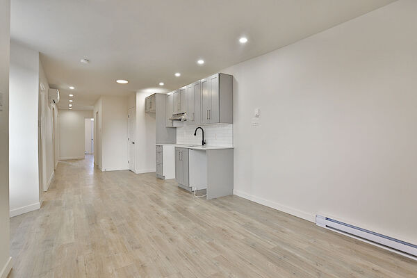 Ville-Marie 4 bedrooms Apartment for rent. Property photo: 639512-3