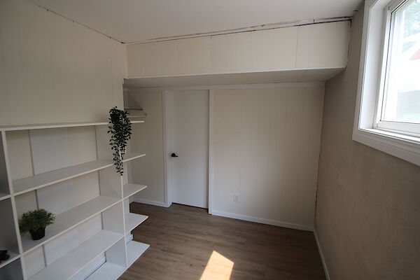 Entryway+into+suite Edmonton 1 bedroom Basement for rent. Property photo: 639619-2