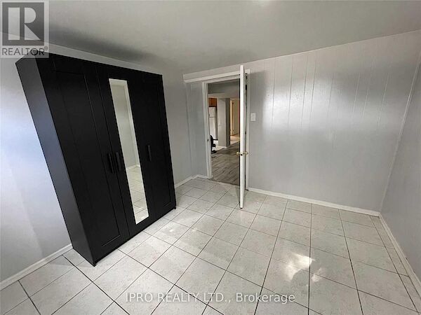 Toronto 3 bedrooms House for rent. Property photo: 639627-2