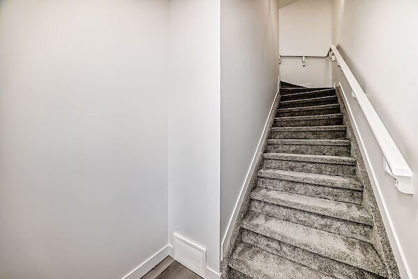 Edmonton 3 bedrooms House for rent. Property photo: 639645-2