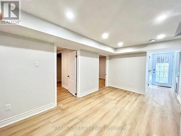 Toronto 2 bedrooms House for rent. Property photo: 639659-2