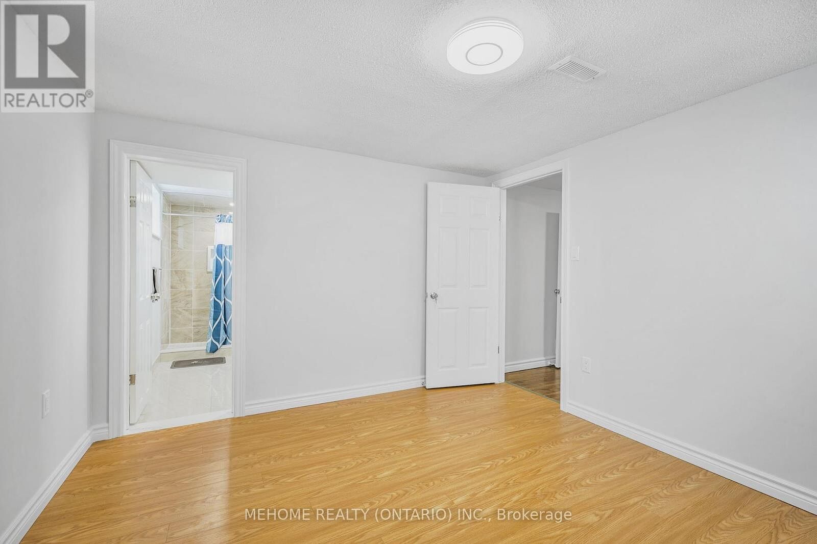 Oshawa 2 bedrooms House for rent. Property photo: 639660-1