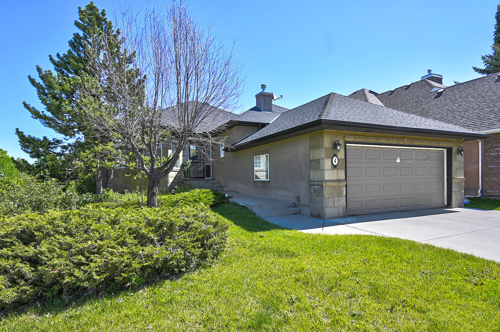 Calgary 4 bedrooms House for rent. Property photo: 639670-1