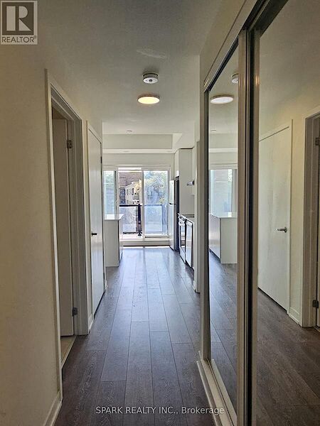 Toronto 2 bedrooms Apartment for rent. Property photo: 639671-3