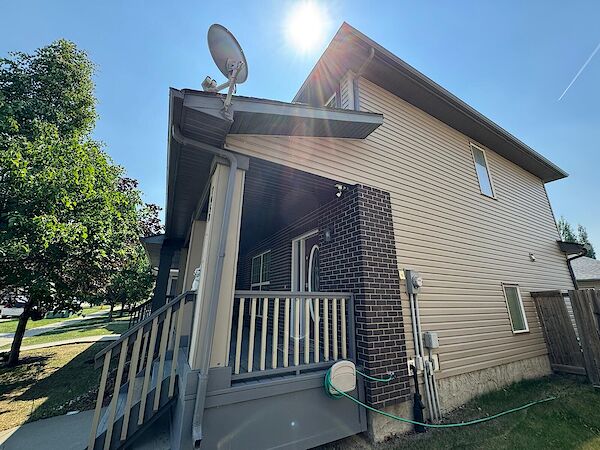 Sherwood Park 3 bedrooms Duplex for rent. Property photo: 639675-3