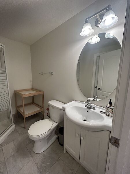 Calgary 1 bedroom Basement for rent. Property photo: 639676-2