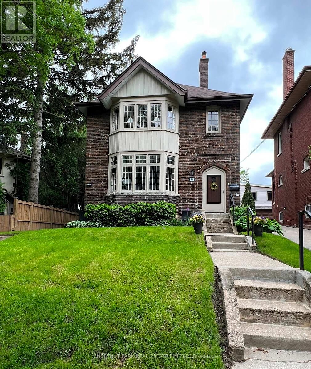 Attractive+home+to+reside+in+ Toronto studio House for rent. Property photo: 639822-1