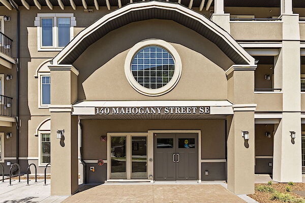 Calgary 2 bedrooms Condo Unit for rent. Property photo: 639841-2