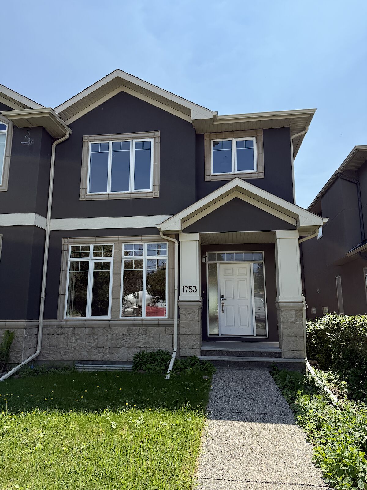Calgary 3 bedrooms Duplex for rent. Property photo: 639846-1