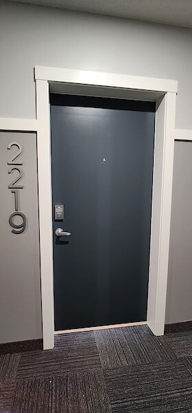Calgary 2 bedrooms Condo Unit for rent. Property photo: 639877-2