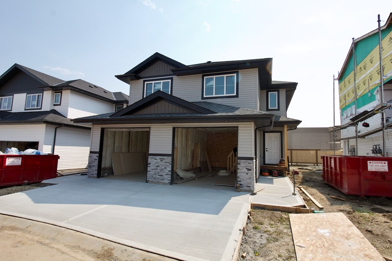 Leduc 2 + Den bedrooms Main Floor for rent. Property photo: 639917-1