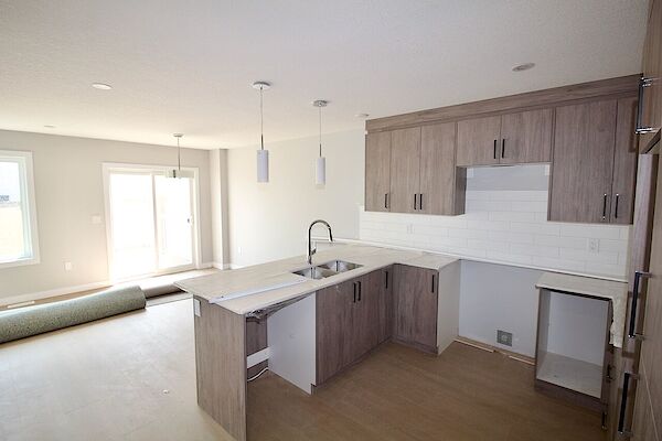Leduc 2 + Den bedrooms Main Floor for rent. Property photo: 639917-3