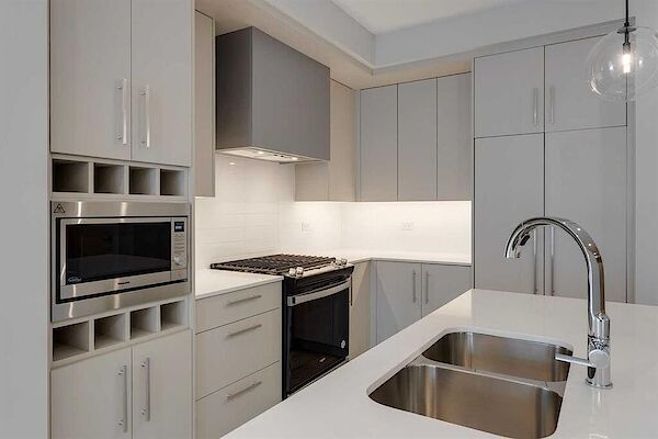 Calgary 2 + Den bedrooms Condo Unit for rent. Property photo: 639937-3