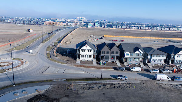 Calgary 4 bedrooms Duplex for rent. Property photo: 639991-3