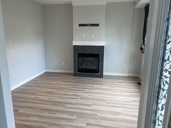 Calgary 3 bedrooms Townhouse for rent. Property photo: 640007-2