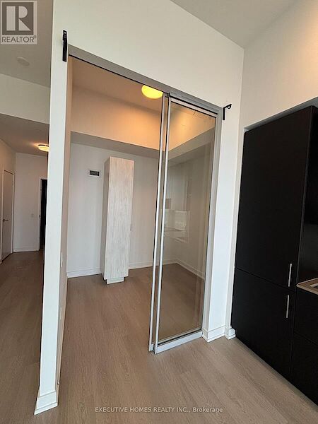 Mississauga 2 bedrooms Apartment for rent. Property photo: 640041-3