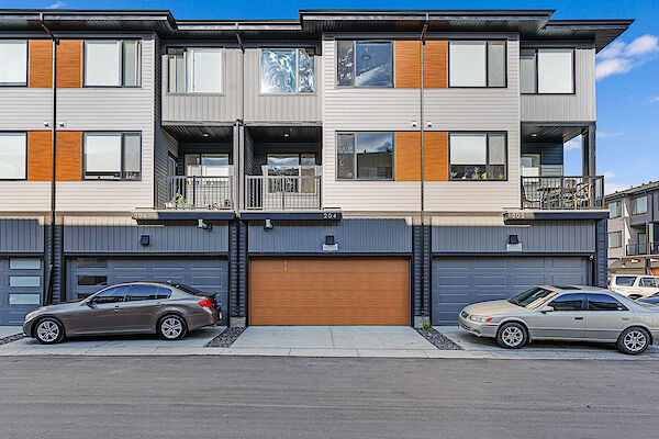 Calgary 3 bedrooms Townhouse for rent. Property photo: 640046-2