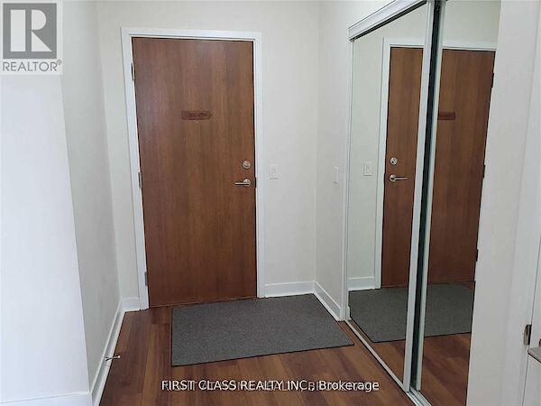 Mississauga 2 bedrooms Apartment for rent. Property photo: 640051-2