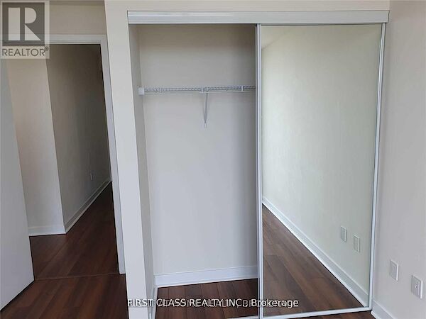 Mississauga 2 bedrooms Apartment for rent. Property photo: 640051-3