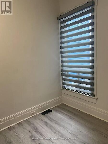 Toronto 3 bedrooms House for rent. Property photo: 640052-3