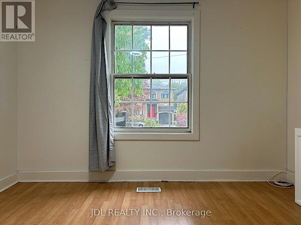 Toronto 1 bedroom House for rent. Property photo: 640058-3