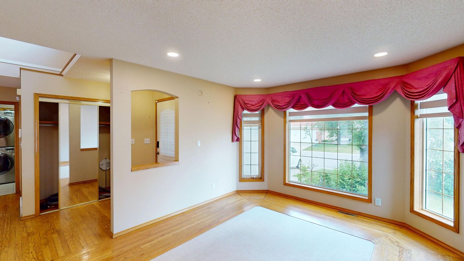 Calgary 5 bedrooms House for rent. Property photo: 640331-1