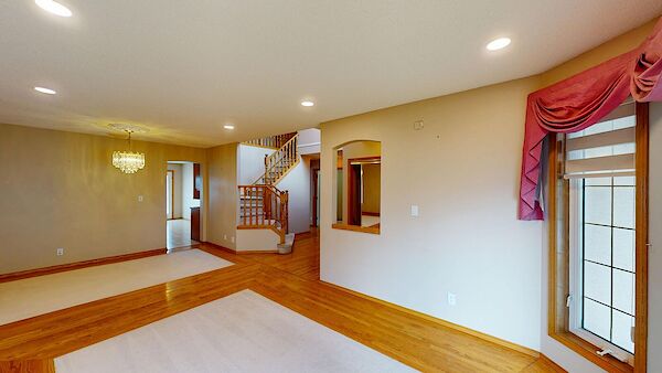 Calgary 5 bedrooms House for rent. Property photo: 640331-3