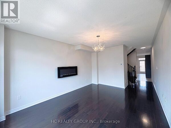Markham 2 bedrooms Townhouse for rent. Property photo: 640386-3