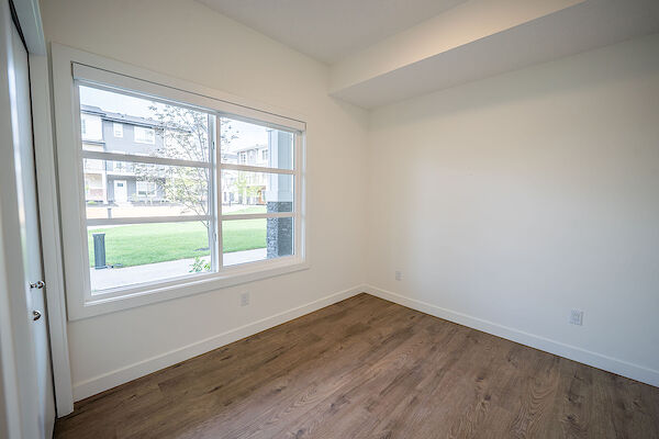 Calgary 4 bedrooms Townhouse for rent. Property photo: 640389-3