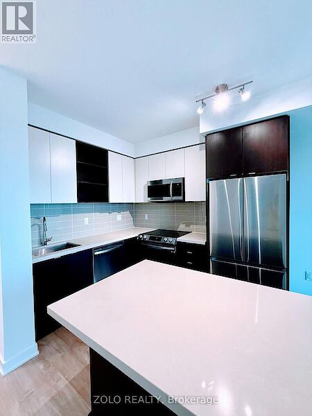 Mississauga 2 bedrooms Apartment for rent. Property photo: 640403-3