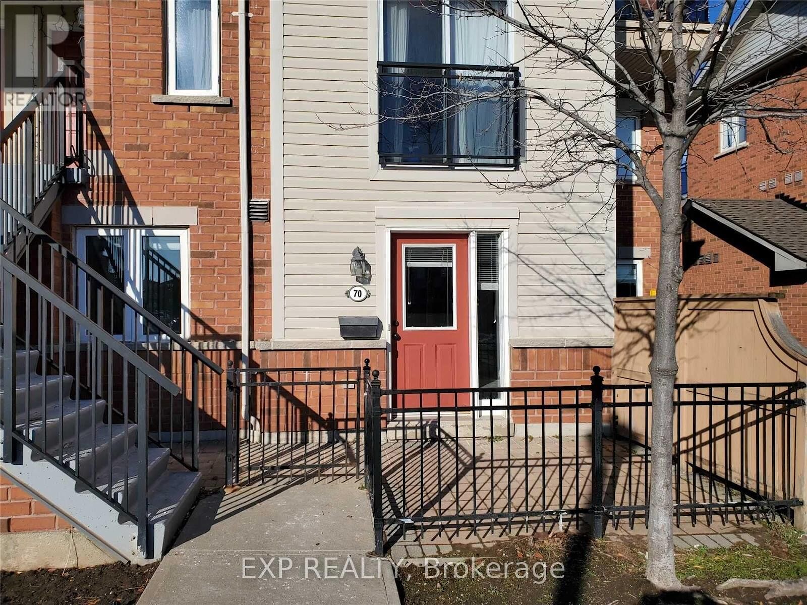 Mississauga 2 bedrooms Townhouse for rent. Property photo: 640406-1