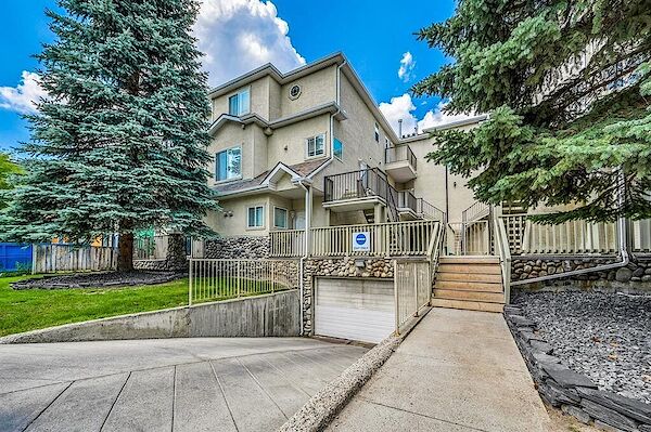 Calgary 2 bedrooms Condo Unit for rent. Property photo: 640415-2