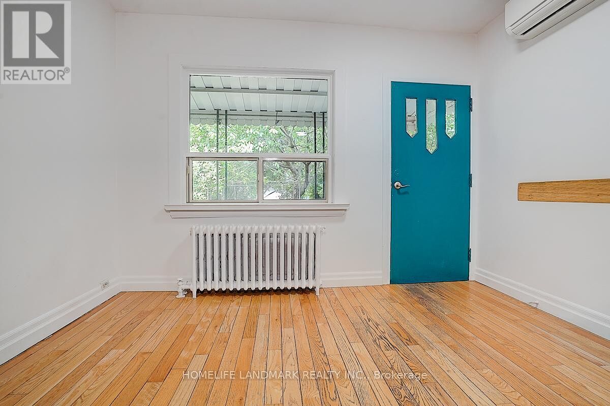 Toronto 5 bedrooms House for rent. Property photo: 640437-1