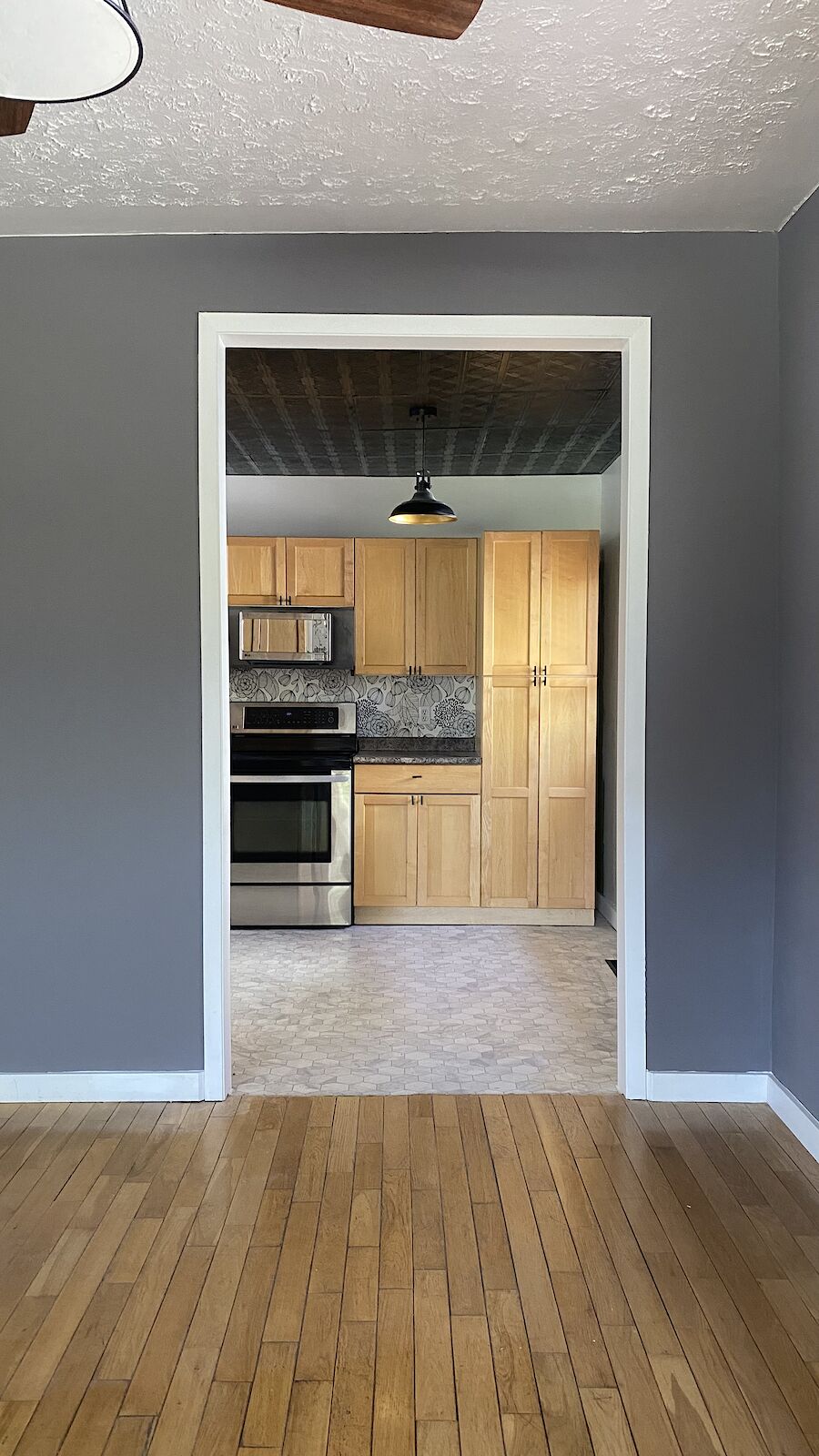 Lethbridge 2 bedrooms Main Floor for rent. Property photo: 640506-1