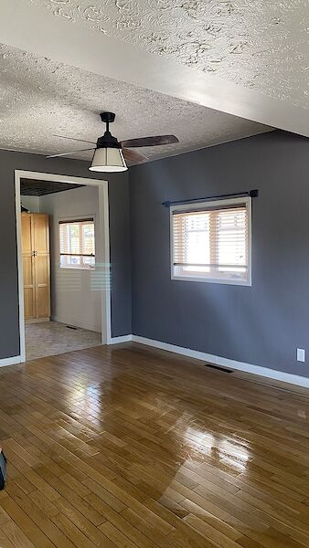 Lethbridge 2 bedrooms Main Floor for rent. Property photo: 640506-2