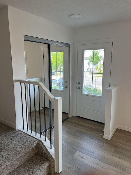 IMG_02_06052025 Edmonton 2 bedrooms Townhouse for rent. Property photo: 640593-2