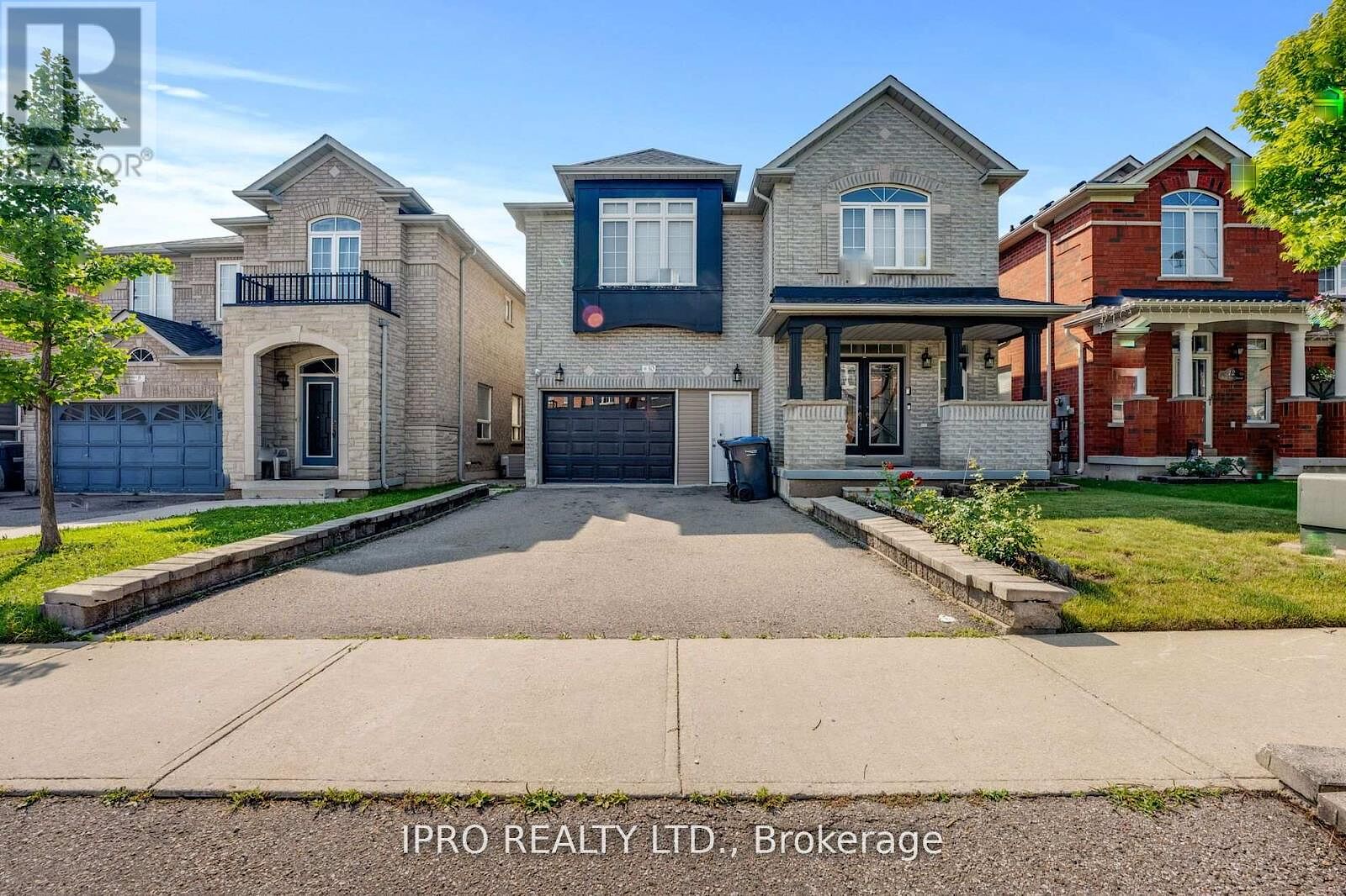 Brampton 2 bedrooms House for rent. Property photo: 640763-1