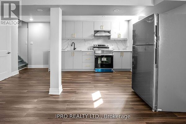 Brampton 2 bedrooms House for rent. Property photo: 640763-3