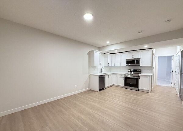 Calgary 2 bedrooms Basement for rent. Property photo: 640769-2