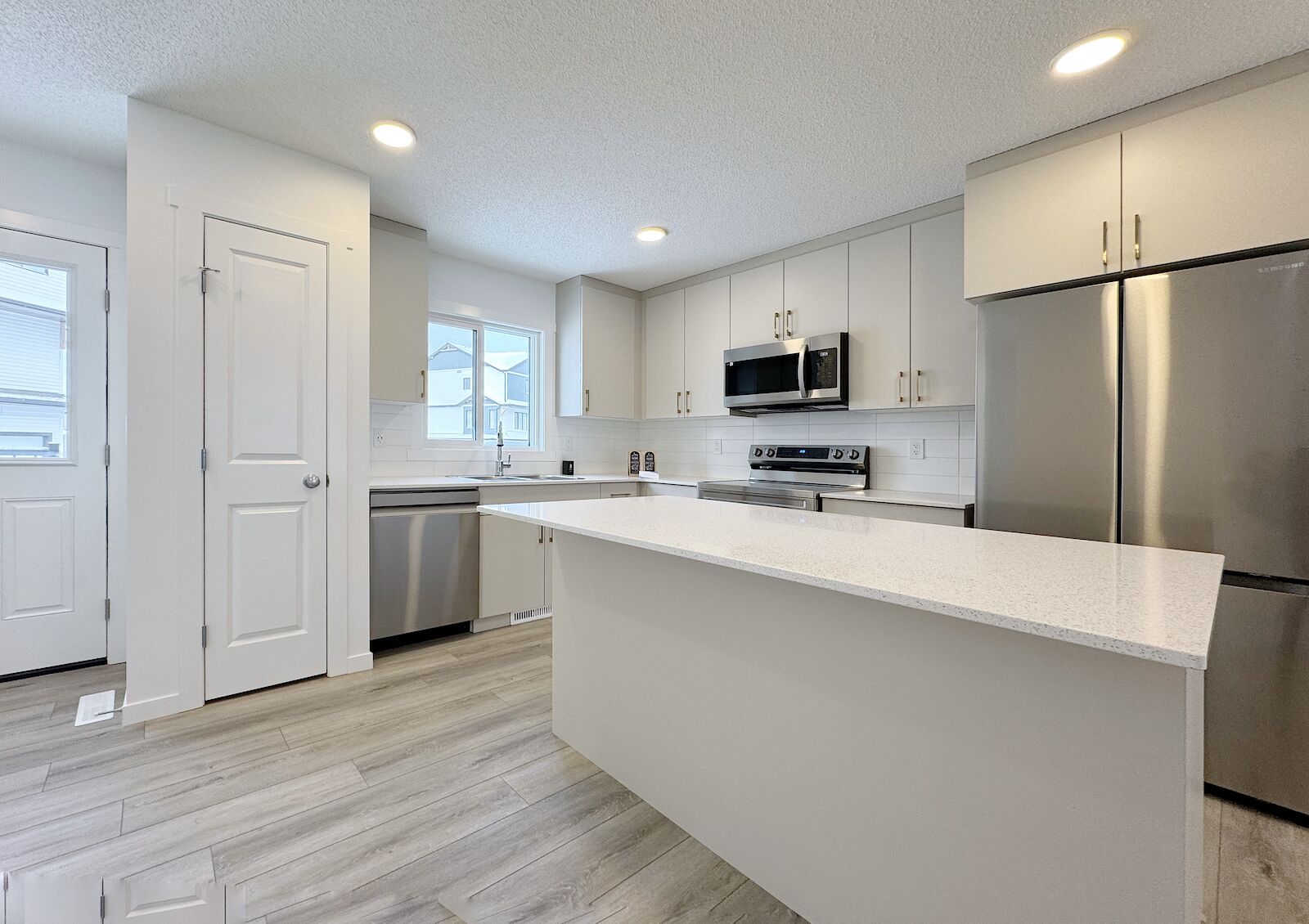 Edmonton 3 bedrooms Townhouse for rent. Property photo: 640784-1