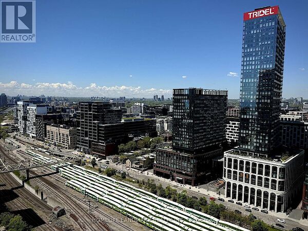 Toronto 3 bedrooms Apartment for rent. Property photo: 640801-3
