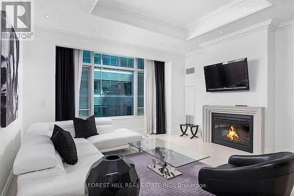 Toronto 2 bedrooms Apartment for rent. Property photo: 640829-2