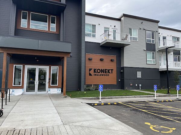 Calgary 2 bedrooms Condo Unit for rent. Property photo: 640863-3