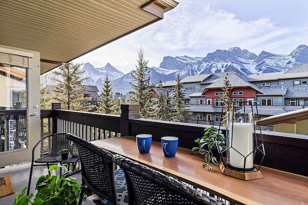 Canmore 2 bedrooms Condo Unit for rent. Property photo: 640881-2