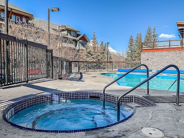 Canmore 2 bedrooms Condo Unit for rent. Property photo: 640881-3
