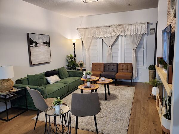 Calgary 3 bedrooms House for rent. Property photo: 640890-2