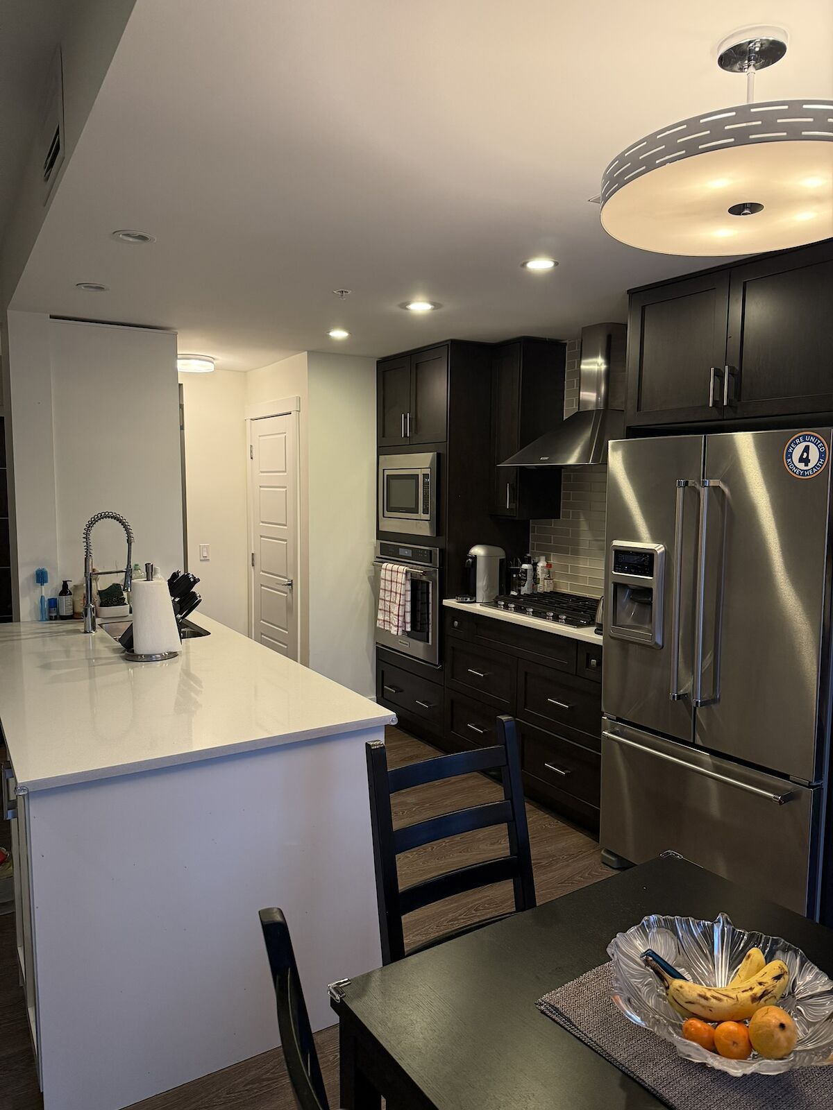 Calgary 2 + Den bedrooms Condo Unit for rent. Property photo: 640944-1
