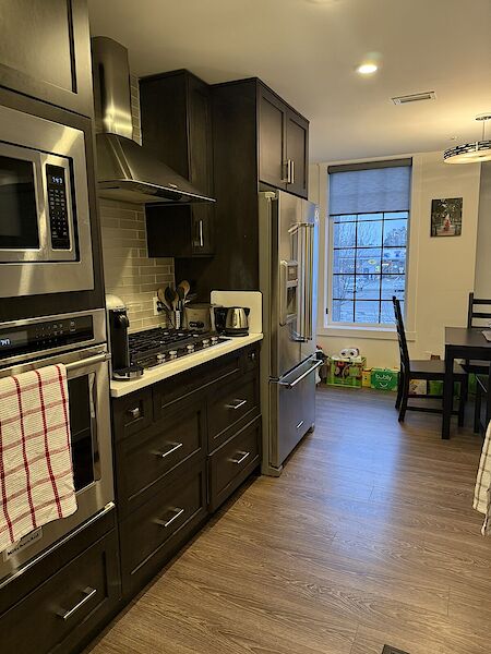 Calgary 2 + Den bedrooms Condo Unit for rent. Property photo: 640944-3