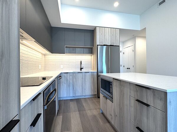 Colwood 1 bedroom Apartment for rent. Property photo: 640945-2