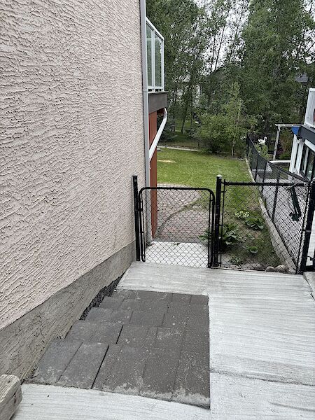Calgary 3 + Den bedrooms House for rent. Property photo: 640963-3